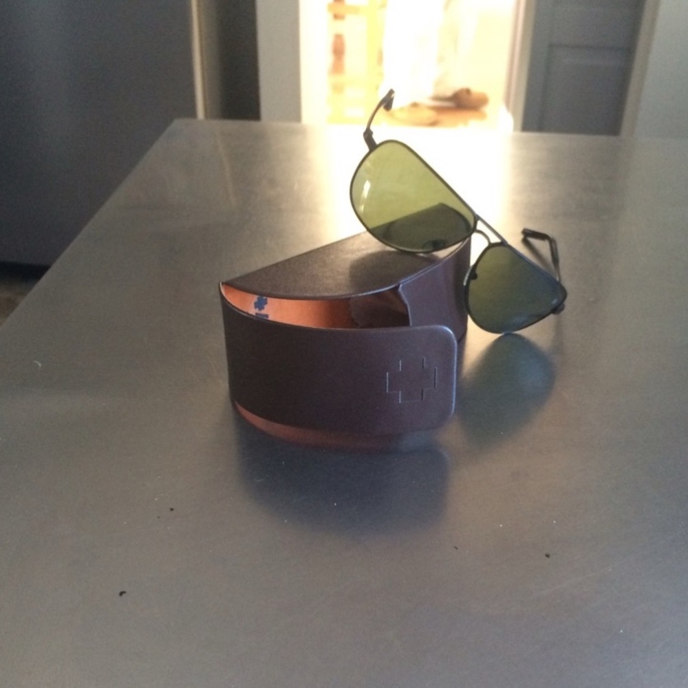 Spy sunglasses aviator style